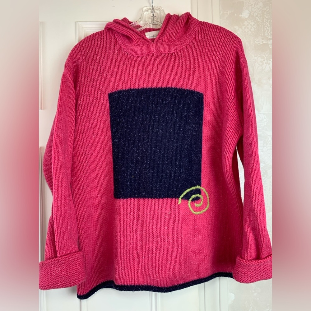 Irelandseye Hot pink hooded sweater